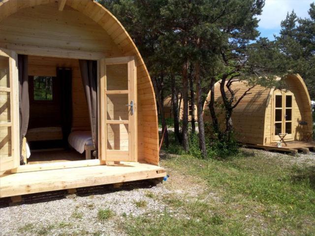 Camping La Chabannerie Hotel Saint-Martin-de-Clelles Exterior foto